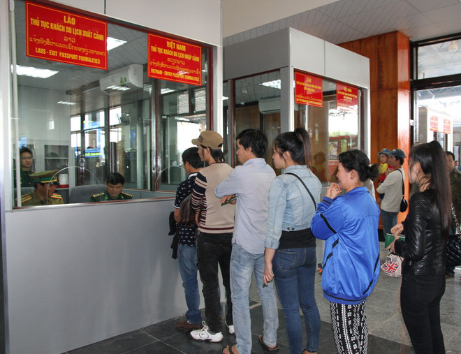 Khai trương mô hình kiểm tra “một cửa, một lần dừng” tại Lao Bảo ảnh 1