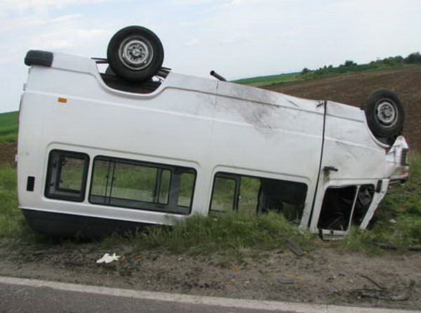 Nga: Tai nạn giao thông gần biên giới với Ukraine, 10 người chết ảnh 1