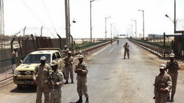 Binh lính Iran tại bgiới Iran-Afghanistan. (Nguồn: theiranproject.com) Iran và Afghanistan ký thỏa thuận về hợp tác biên giới ảnh 1