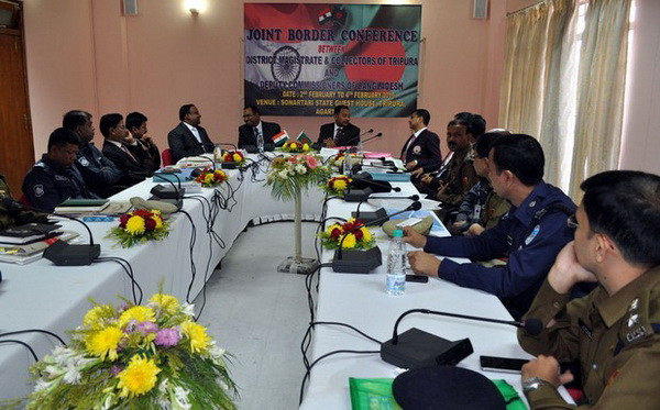 Ấn Độ và Bangladesh nhất trí tuần tra chung tại biên giới ảnh 1