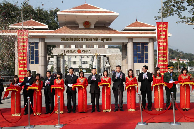 Cửa khẩu quốc tế Thanh Thủy nhộn nhịp trong dịp Năm mới ảnh 1