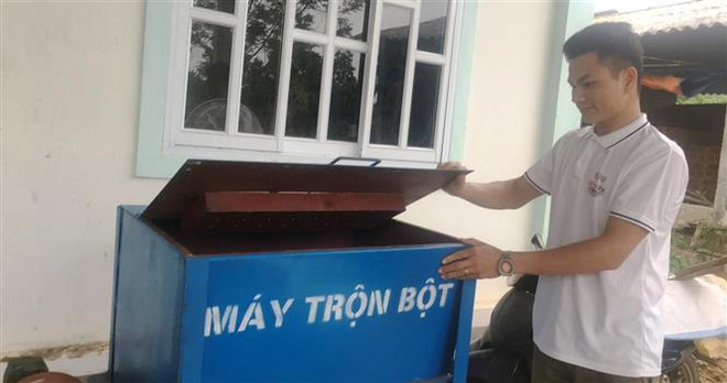 Chàng thanh niên 9X quyết chí làm giàu trên vùng đồi cằn khô ảnh 2