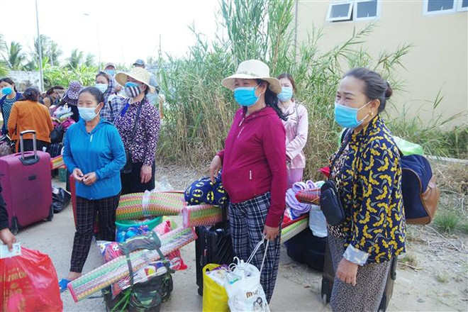 Bạc Liêu: Cho phép thân nhân được vào chăm sóc trẻ trong khu cách ly ảnh 1