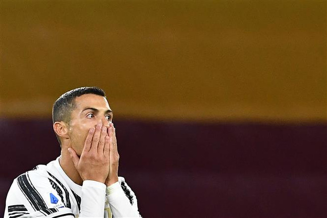Cristiano Ronaldo cam kết gắn bó với Juventus bất chấp tin đồn ra đi ảnh 1