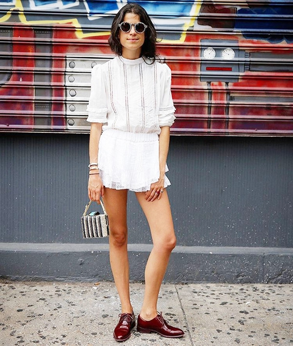 Tuyệt chiêu phối đồ trắng sành điệu như các tín đồ thời trang ảnh 7