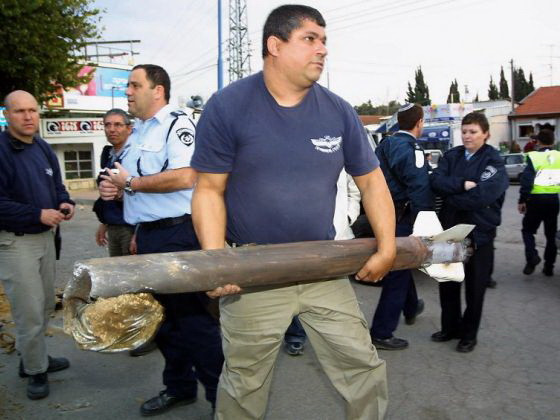 Liệu tên lửa tự chế có thể vươn đến Singapore từ đảo Batam? ảnh 1