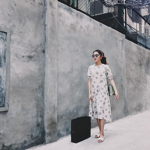 Gam màu tối được các mỹ nhân Việt chưng diện trong tuần qua ảnh 12