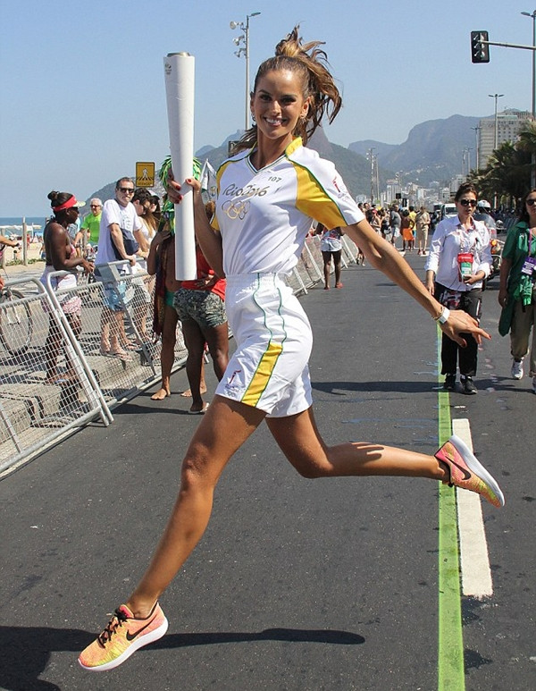 Những điểm nhấn thời trang ấn tượng trong Olympic Rio 2016 ảnh 6