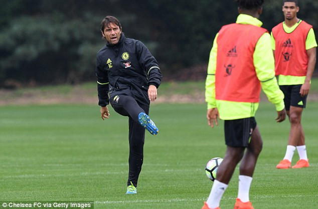 Conte sẽ sửa chữa những lỗi lầm của Mourinho tại Chelsea ảnh 2