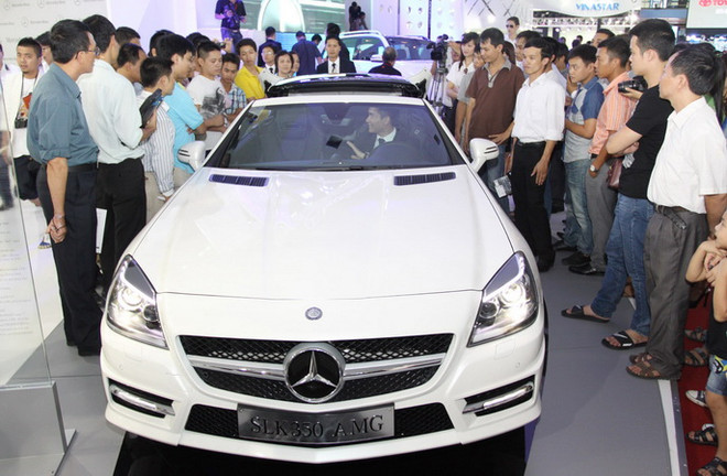 Doanh nghiệp nhập khẩu ôtô trước nỗi lo phải "rời sân chơi" ảnh 1