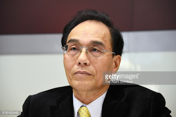 Phó Chủ tịch Hon Hai đã trở thành người chèo lái Sharp ảnh 1