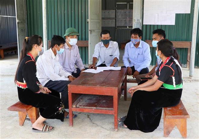 Vai trò của người có uy tín, trưởng bản trong tuyên truyền bầu cử ảnh 1