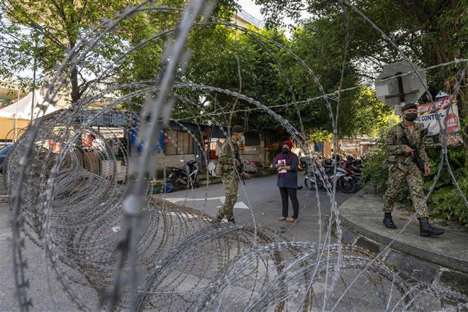 Lệnh phong tỏa toàn diện ở Malaysia: Lựa chọn khó khăn ảnh 2