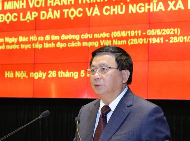 Ông Nguyễn Xuân Thắng, Ủy viên Bộ Chính trị, Giám đốc Học viện Chính trị quốc gia Hồ Chí Minh, Chủ tịch Hội đồng Lý luận Trung ương phát biểu khai mạc và báo cáo đề dẫn Hội thảo. (Ảnh: Nguyễn Điệp/TTXVN) Tiếp nối hành trình vì độc lập dân tộc và chủ nghĩa xã hội của Bác Hồ ảnh 1