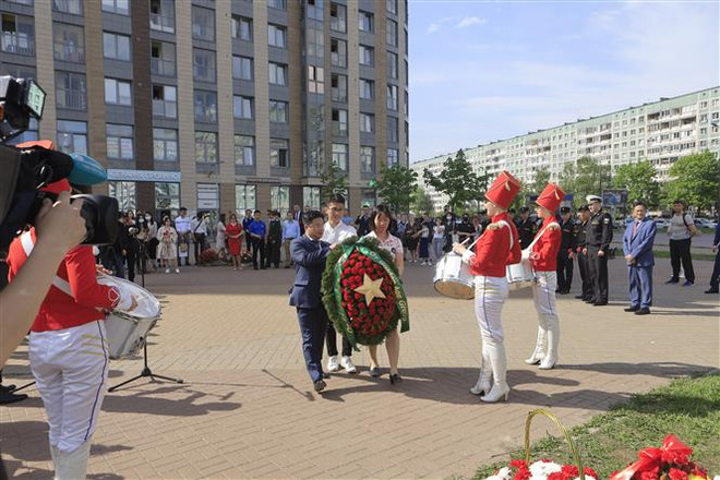 Các hoạt động kỷ niệm ngày sinh Chủ tịch Hồ Chí Minh tại Nga, Thụy Sĩ ảnh 2