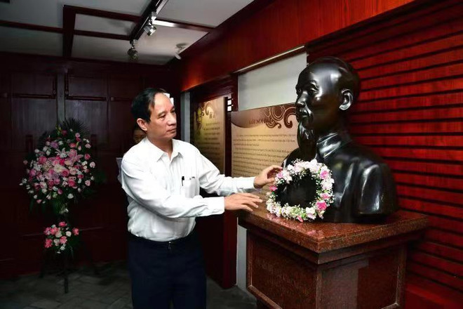 Xúc động hành trình 'Theo chân Bác' tại thành phố Liễu Châu ảnh 1