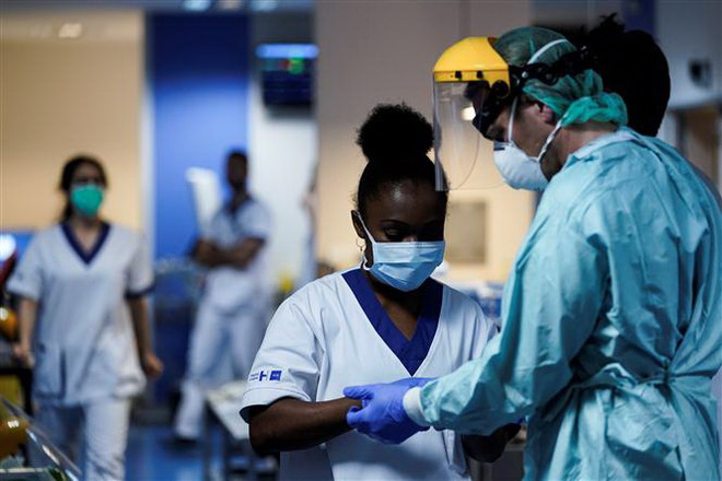 Dịch COVID-19 đến 21h ngày 7/4: Hơn 76.000 người tử vong trên toàn cầu ảnh 4