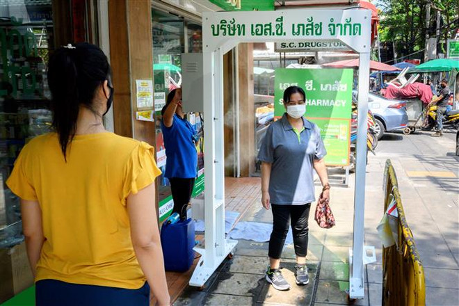 Thái Lan nới lỏng các biện pháp hạn chế chống dịch COVID-19 ảnh 1