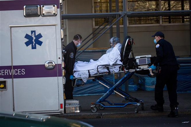 Dịch COVID-19 đến 15h ngày 10/4: Số ca mắc vượt ngưỡng 1,6 triệu người ảnh 1