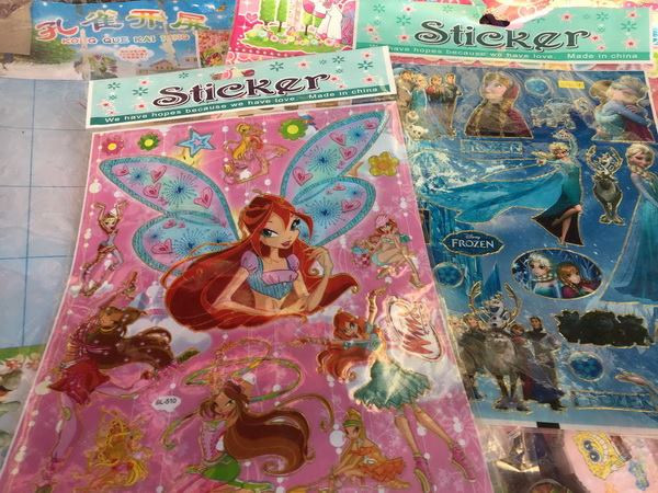 Cảnh báo người tiêu dùng về miếng dán độc hại của Trung Quốc ảnh 1