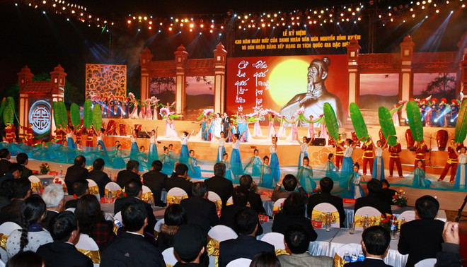 Chương trình "Với Đảng vẹn tròn tin yêu" chào mừng Đại hội Đảng XII ảnh 1