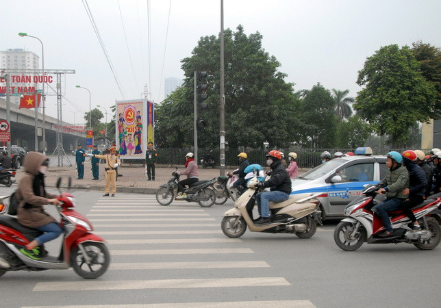 Khu vực Hà Nội mưa nhỏ rải rác, trời rét trong ngày 21/1 ảnh 1