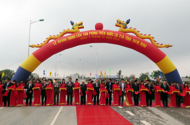 Khánh thành cầu Tân Phong bắc qua sông Đào Nam Định ảnh 1