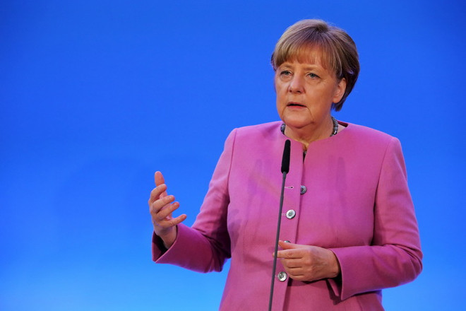 Bà Merkel hủy dự Diễn đàn Kinh tế thế giới để giải quyết vấn đề nội bộ ảnh 1