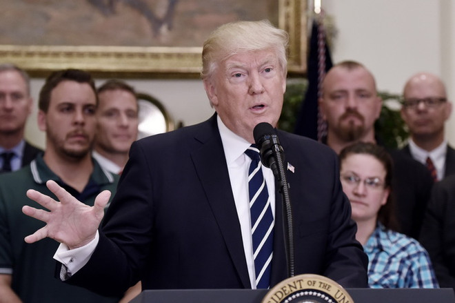 Luật sư riêng khẳng định Tổng thống Trump không bị điều tra hình sự ảnh 1