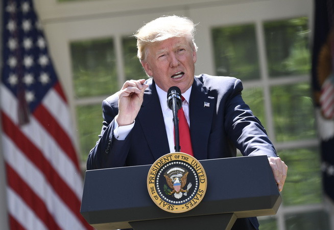 Tổng thống Trump: Mỹ sẽ hết mình hỗ trợ Anh chống khủng bố ảnh 1