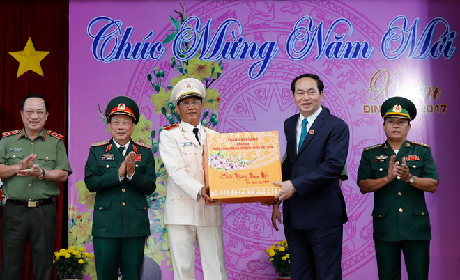 Chủ tịch nước Trần Đại Quang thăm, chúc Tết tại tỉnh An Giang ảnh 1