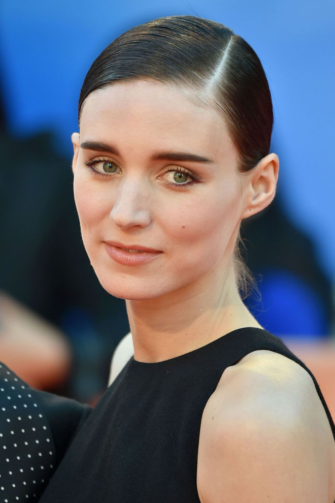 Những nhan sắc thay đổi chuẩn mực vẻ đẹp thông thường ảnh 8