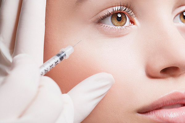 Tiêm Botox không thể chống lão hóa nhưng lại gây nghiện như ma túy? ảnh 1