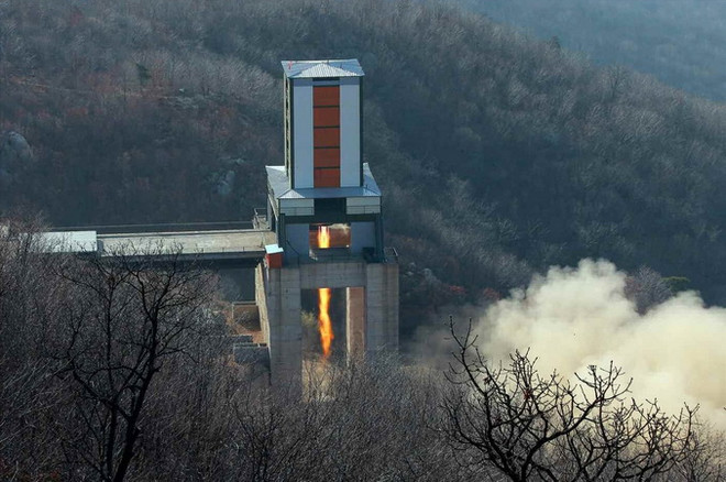 Triều Tiên tiến gần tới việc phóng thử tên lửa đạn đạo liên lục địa ảnh 1