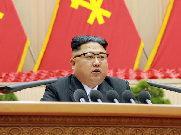 Ông Kim Jong Un bất ngờ vắng mặt tại cuộc míttinh khổng lồ ảnh 1
