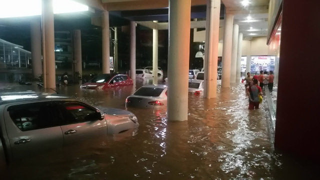 Philippines: Hơn 1.300 người phải sơ tán khẩn cấp do lũ quét, lở đất ảnh 1