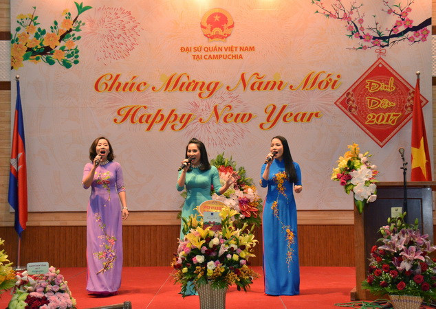Cộng đồng người Việt tại Campuchia hân hoan đón Xuân Đinh Dậu 2017   ảnh 1