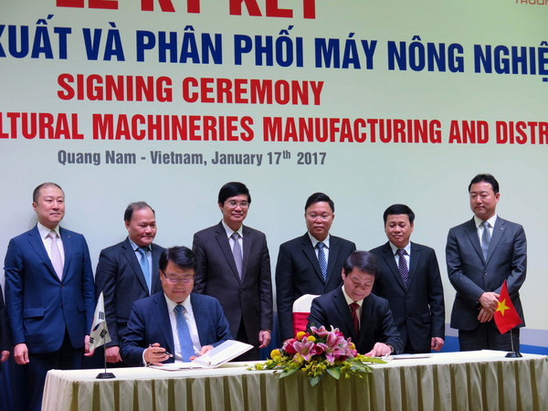 Hàn Quốc chuyển giao công nghệ sản xuất máy nông nghiệp cho Việt Nam ảnh 1