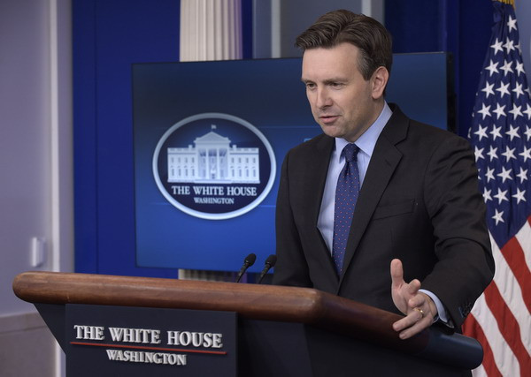 Nhà Trắng cảnh báo ông Donald Trump vì chỉ trích tình báo Mỹ ảnh 1