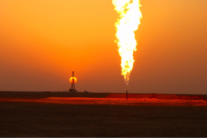 Iran tranh thủ hưởng lợi từ thỏa thuận cắt giảm sản lượng dầu mỏ ảnh 1