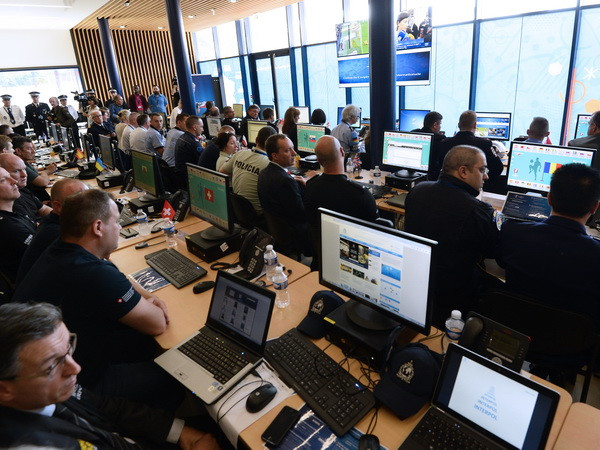 Tình báo Pháp phá vỡ 24.000 vụ tấn công mạng trong năm 2016 ảnh 1