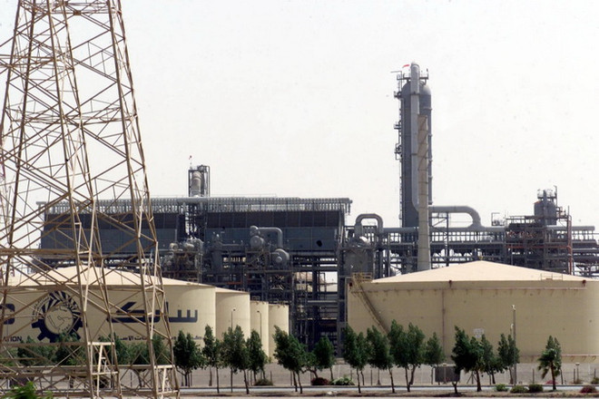 OPEC nhất trí tăng sản lượng dầu thô thêm 1 triệu thùng mỗi ngày ảnh 1