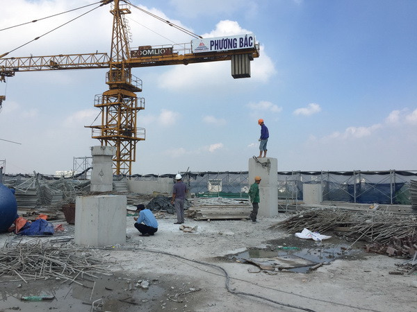 Cẩn trọng trong tháo dỡ phần sai phạm giai đoạn 2 tòa nhà 8B Lê Trực ảnh 1