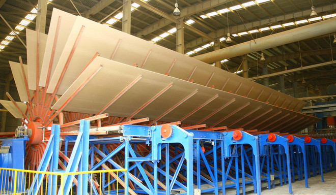 Sản phẩm gỗ MDF. (Ảnh minh họa: Hồ Cầu/TTXVN) Đầu tư gần 1.500 tỷ đồng xây nhà máy sản xuất gỗ ván ép tại Hà Tĩnh ảnh 1
