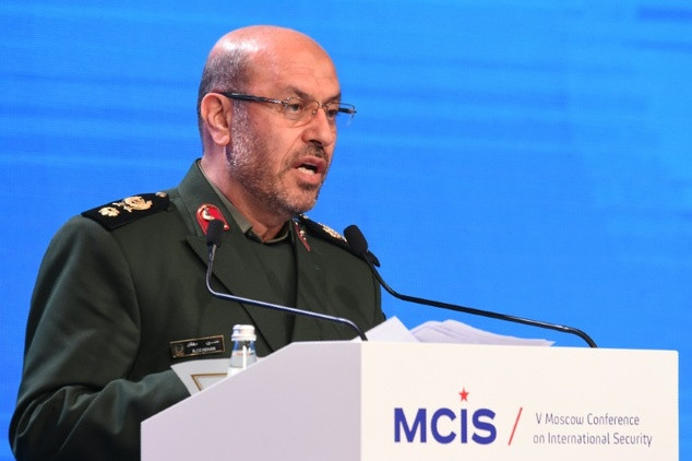 Bộ trưởng Quốc phòng Iran Hossein Dehghan. (Nguồn: AFP) Bộ Quốc phòng Iran có thể đưa cố vấn quân sự tới Aleppo ảnh 1