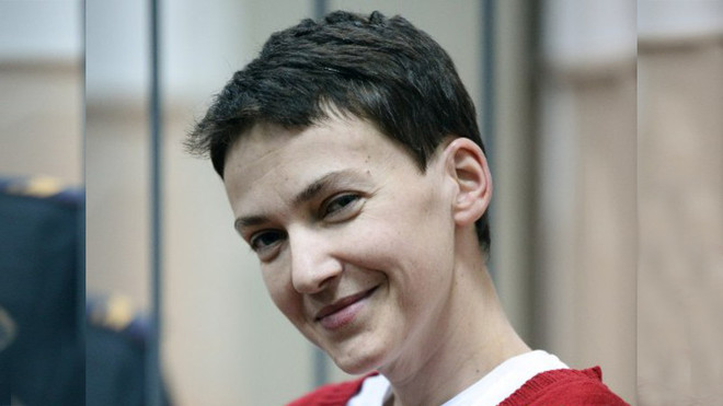 Cựu quân nhân Quân đội Ukraine, nghị sỹ Quốc hội Nadezhda Savchenko. (Nguồn: AFP) Ukraine: Nữ phi công Savchenko thành lập lực lượng đối lập ảnh 1