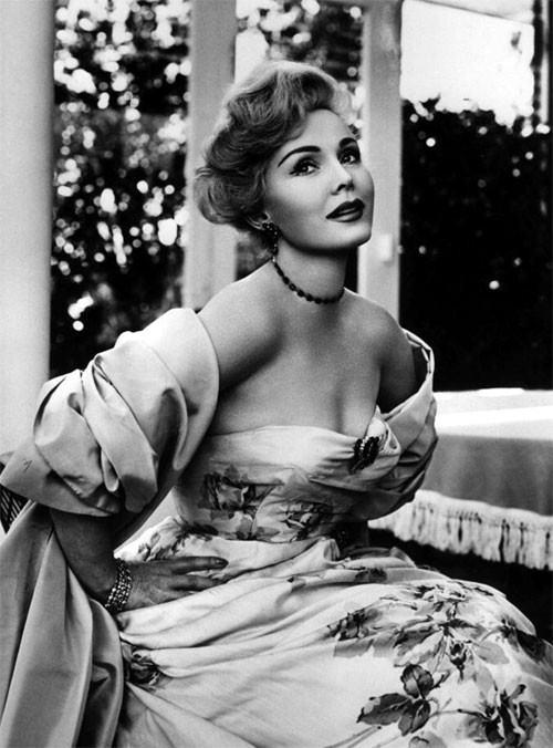 Nữ hoàng sắc đẹp Hollywood Zsa Zsa Gabor: 99 năm, 9 đời chồng ảnh 2