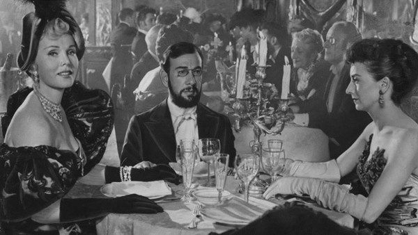 Nữ hoàng sắc đẹp Hollywood Zsa Zsa Gabor: 99 năm, 9 đời chồng ảnh 3