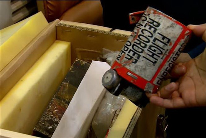 Ukraine tiếp tục yêu cầu Iran giao các hộp đen của máy bay bị rơi ảnh 1