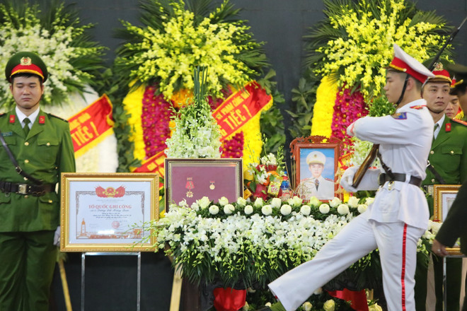 Tổ chức trọng thể Lễ tang 3 liệt sỹ hy sinh tại Đồng Tâm ảnh 1